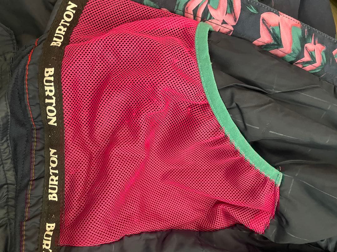 Burton スノーボード用 ネイビー花柄ジャケット