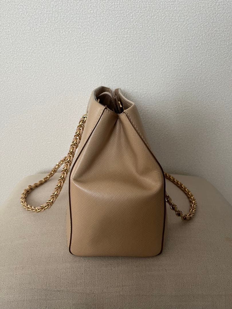 【値下げ済】【美品、付属品あり】ヴァラリボンバッグ