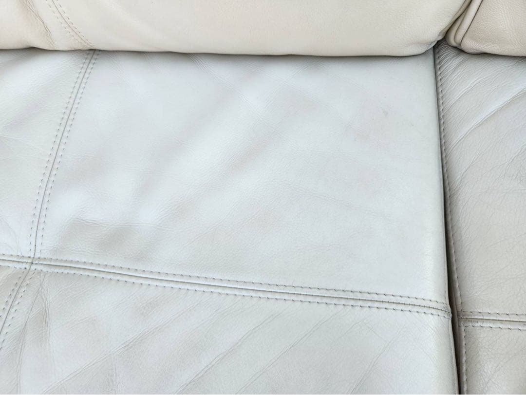 KEYUKA ケユカ アラモード　本革　2人掛けソファ　北欧　ホワイト