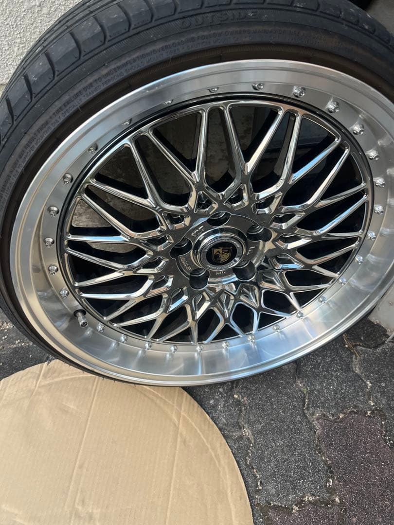 19インチ シュタイナーFTX ALESSコラボ