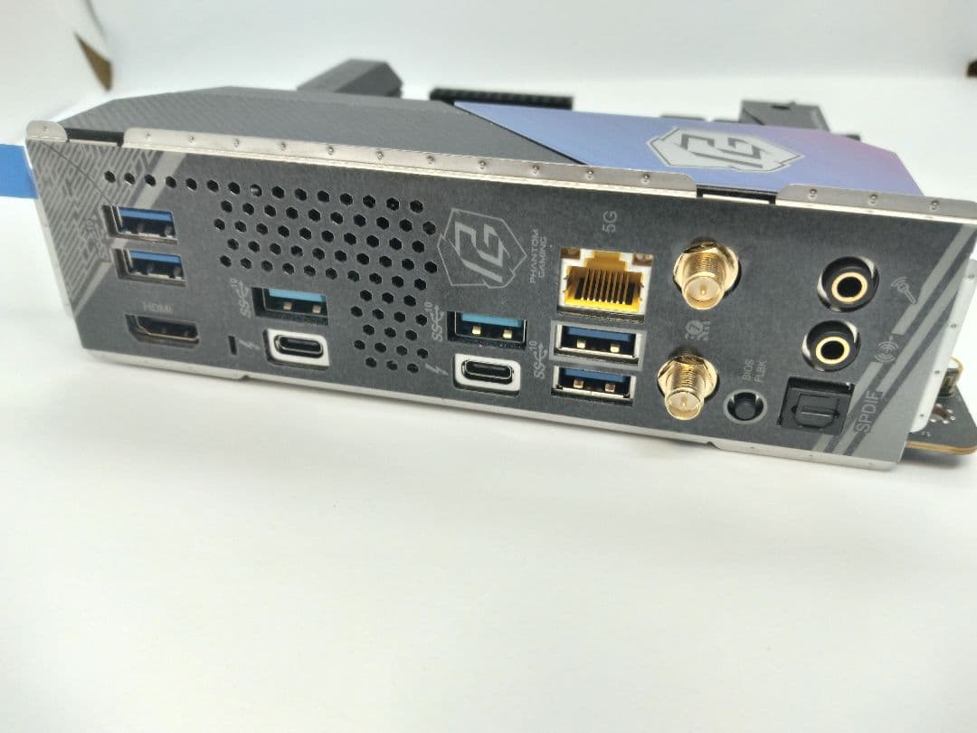 ASRock Z890I Nova WiFi マザーボード