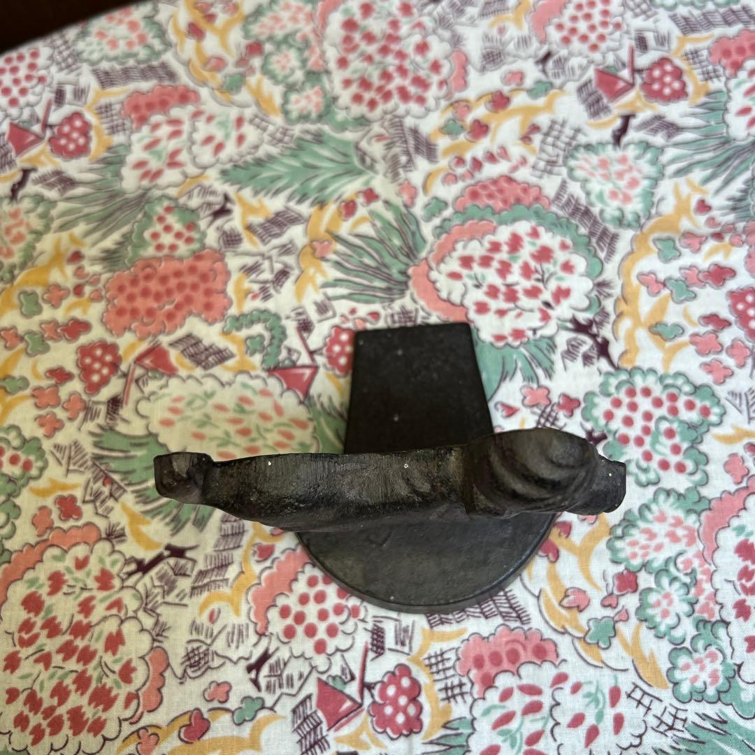 レアユニークデザイントスカノ鋳物アイアンいたずら(オシッコ)する犬ドアストッパー