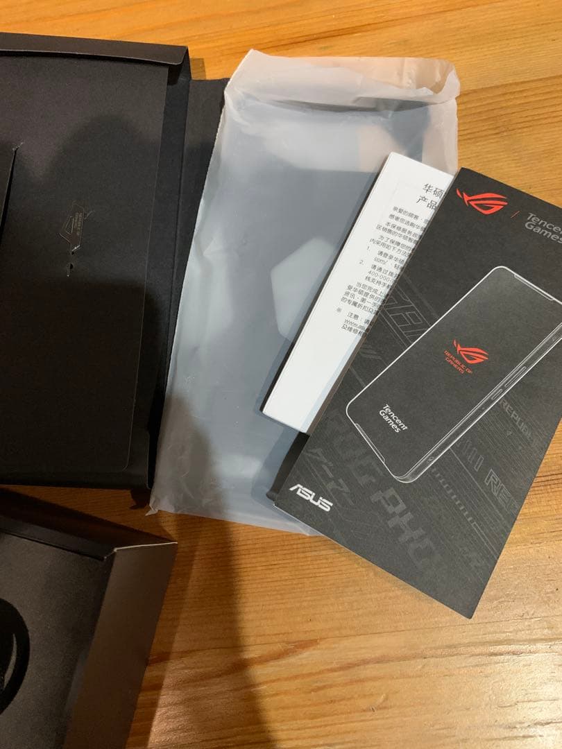 ★ASUS ROG PHONE 3 12/256 ゲーミングスマホ　フルセット！