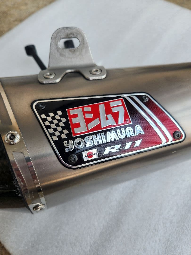 YOSHIMURA Slip-On R-11サイクロン 1エンド