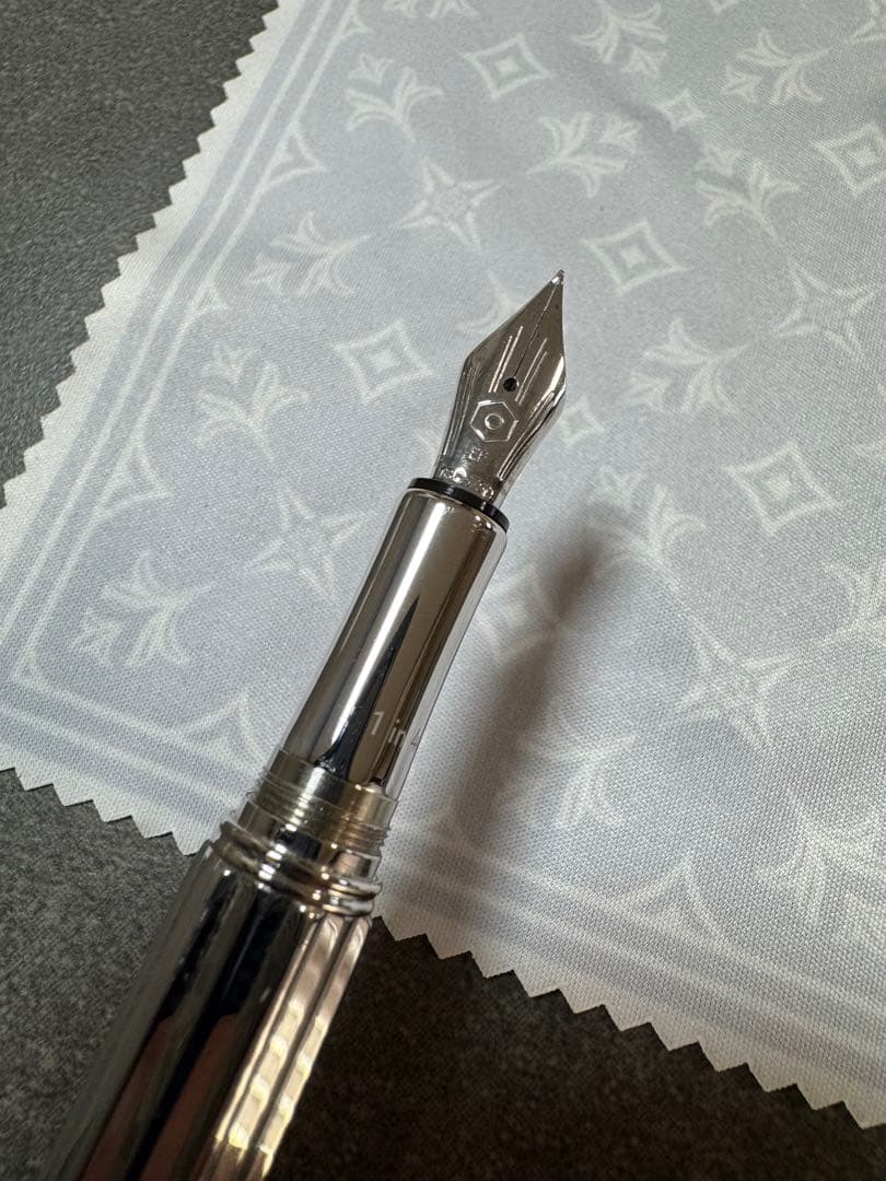 バリアス レインボー 万年筆　yoshiki0merlot