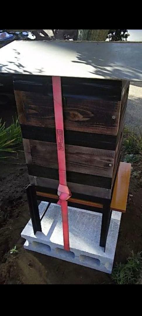 重箱式巣箱台　２台　３００ミリ用　ニホンミツバチ　鉄製台