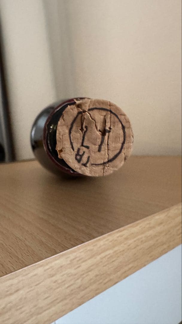 LA TÂCHE 2000年　赤ワイン　空ビン