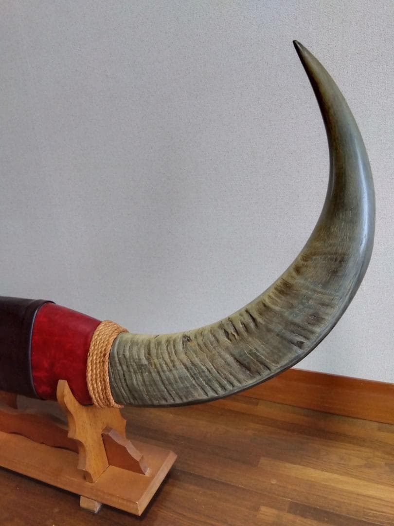水牛の角の置物　希少　ビンテージ　骨董品　手渡し可（値引）