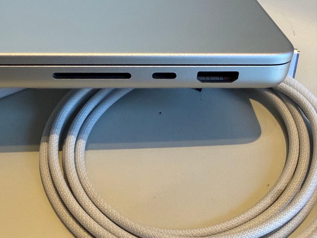 MacBook本体 MacBook Pro 14 M2 Pro 2023 32gb JIS