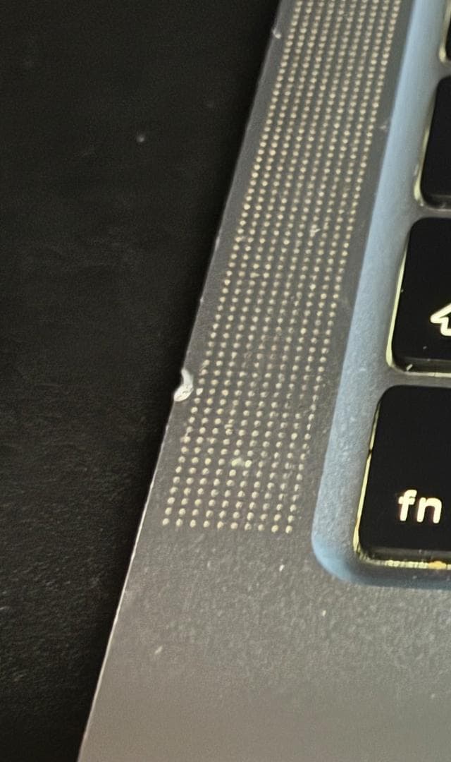 MacBook Pro 2020 13インチ i5/16GB/512GB/UK