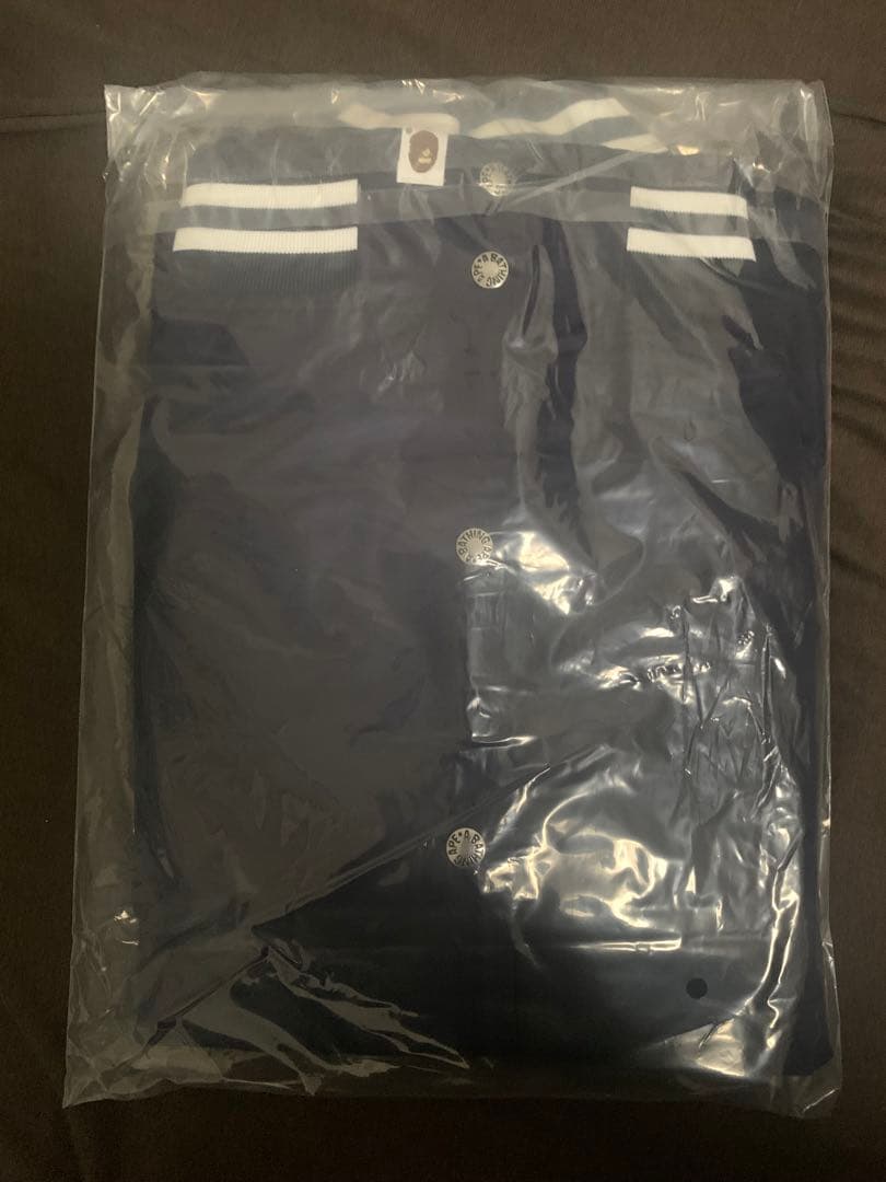 ノ*コ様 【新品未開封】A BATHING APE カレッジロゴ バーシティジャ