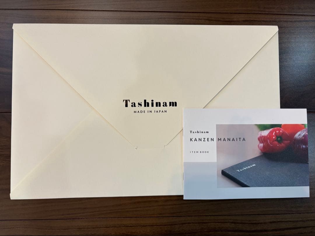 Tashinam タシナム　完全無欠包丁・まな板セット