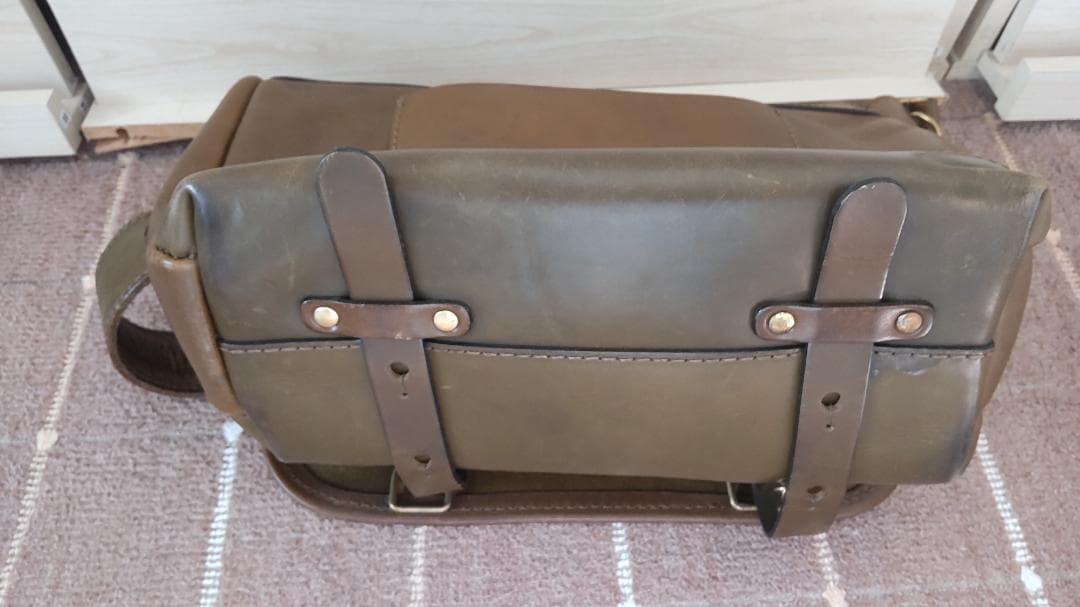 HERZ(ヘルツ) レザーバッグ【れいれい出品】