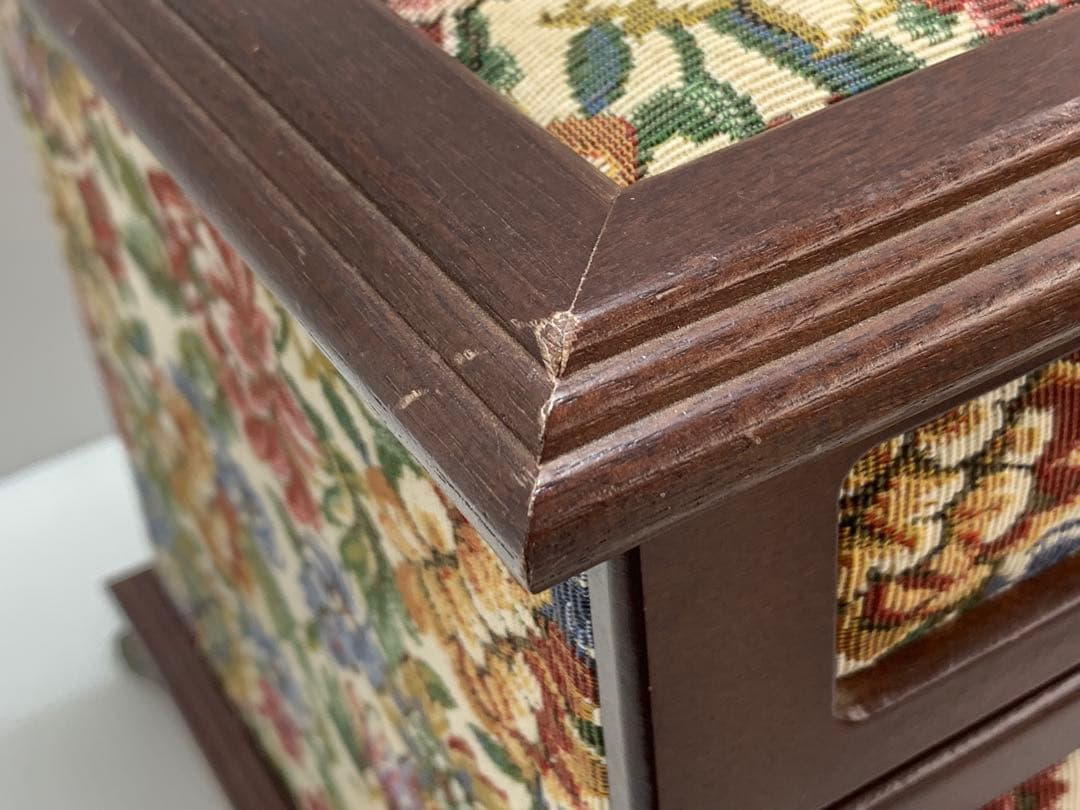 アンティーク調 ゴブラン織 ジュエリーボックス メイクボックス 鏡 木製