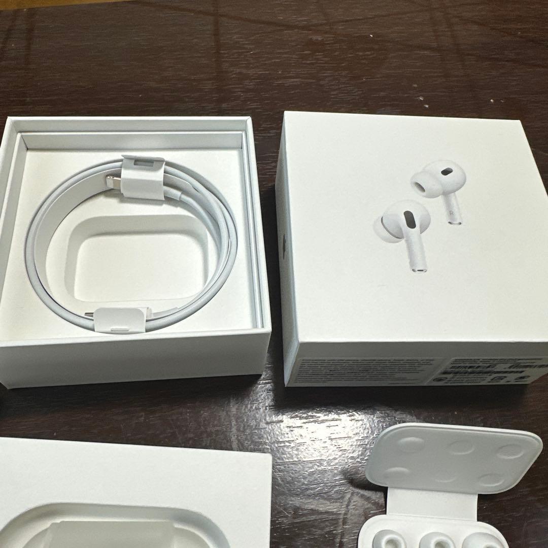 AirPods Pro 2 本体 充電ケース付き
