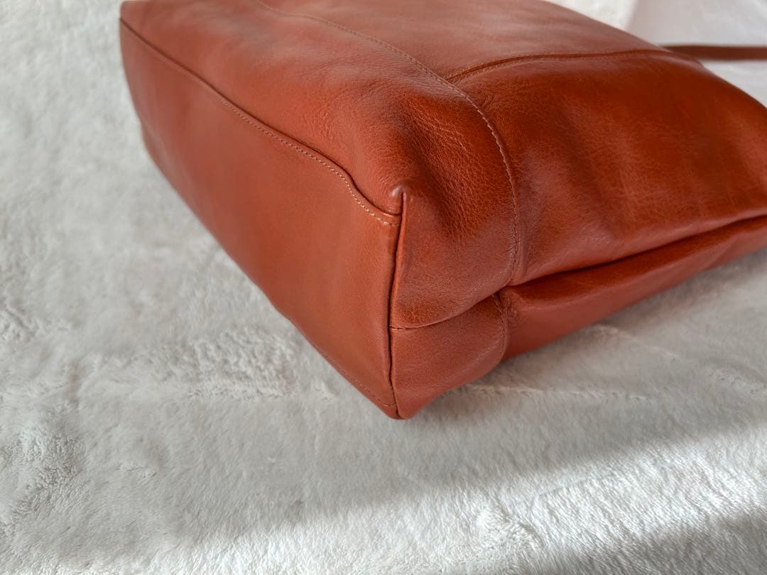 るみIL BISONTE レザーショルダートートバッグ キャメル