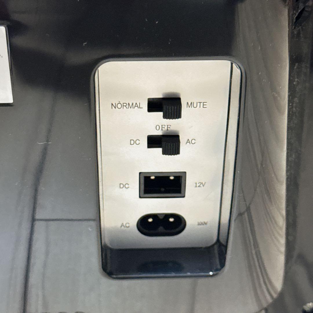 美品 VERSOS 25L冷温庫　VS-404WH/BK