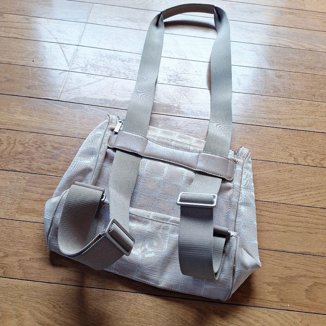 CHANELシャネル　トラベルラインショルダーバッグ　リュック