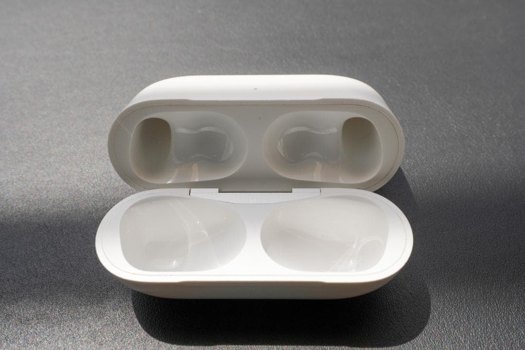 AirPods Pro 第2世代 Lightningモデル MagSafe対応