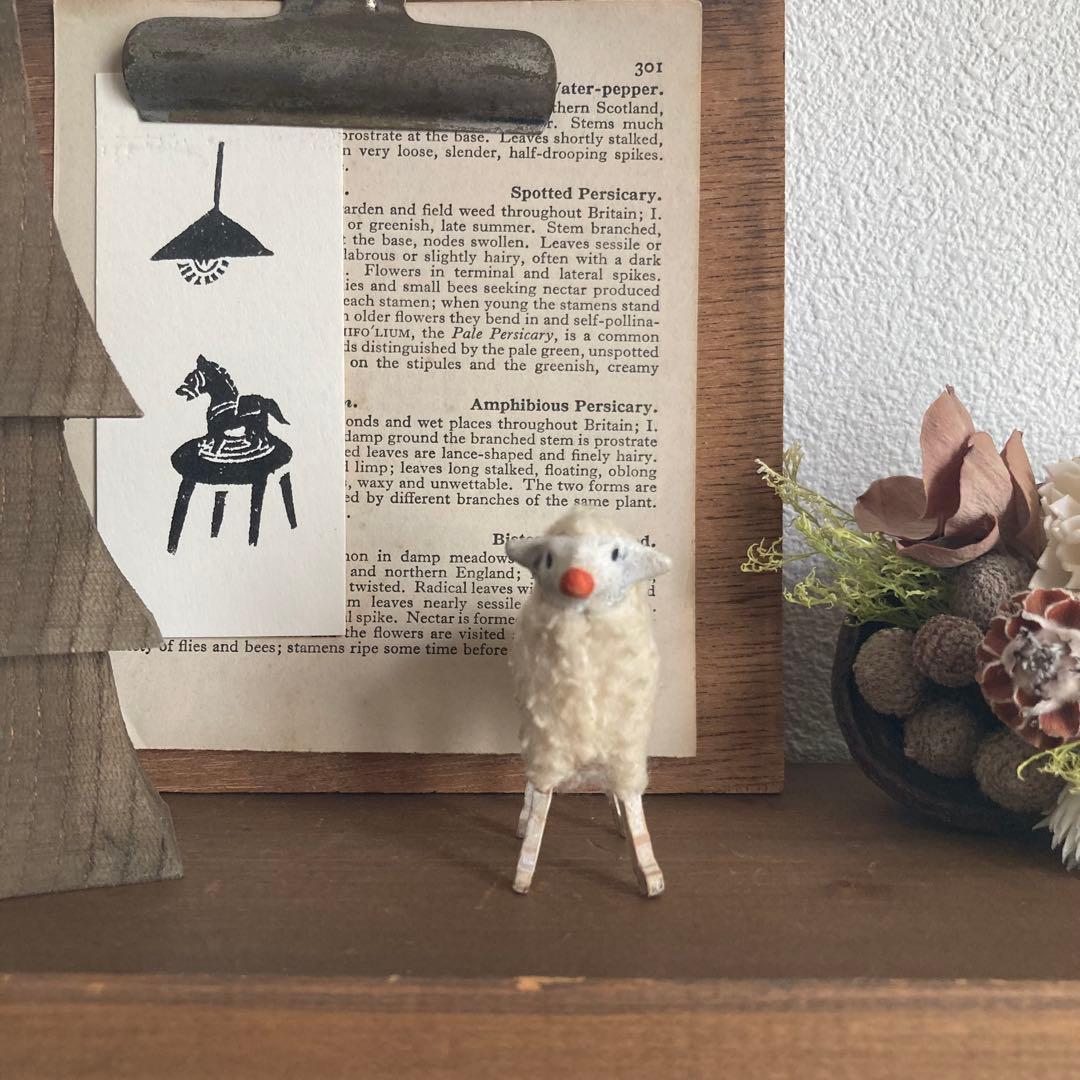 【希少】ドイツアンティーク　儚げな羊さん　B