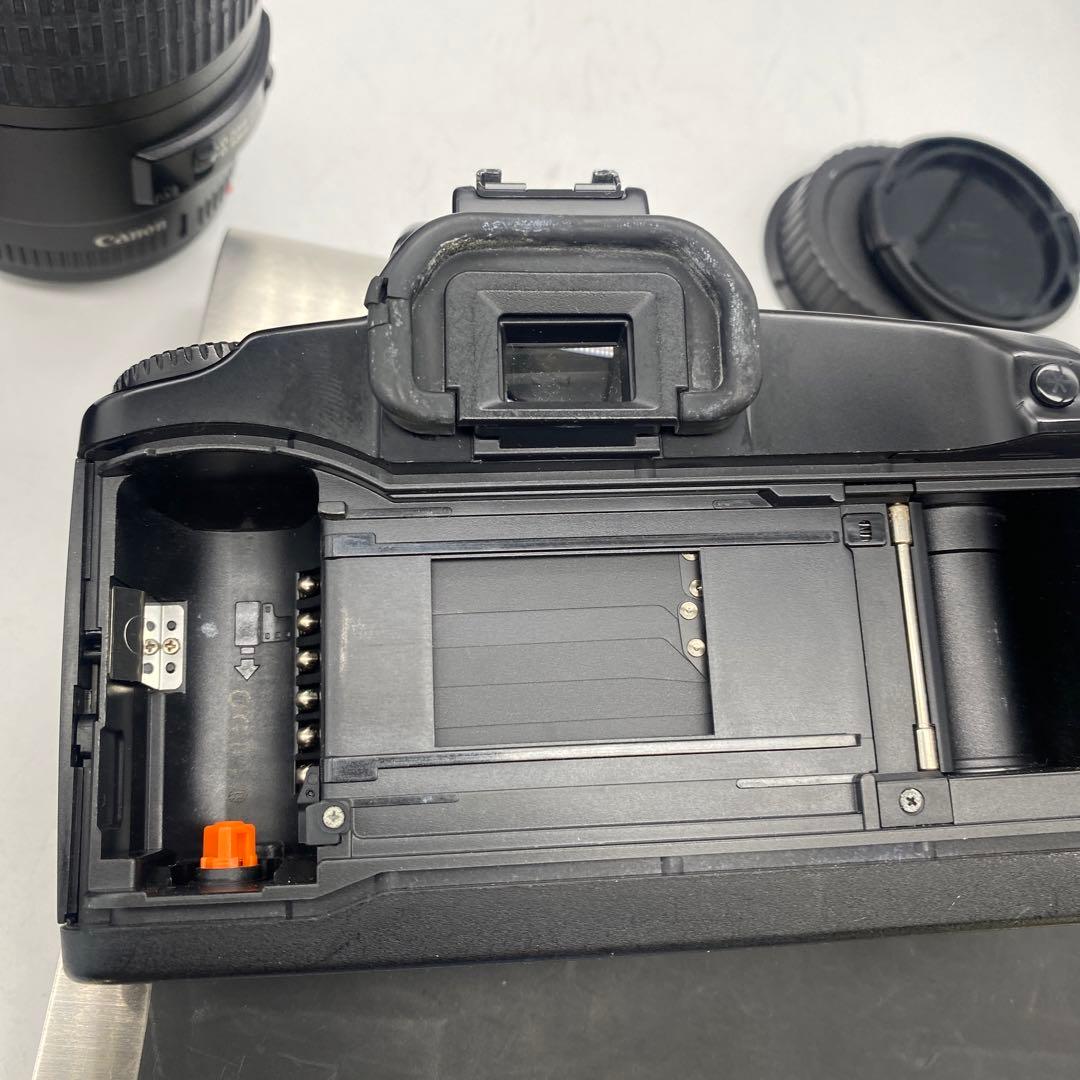 Canonカメラ　レンズ　ストロボ　セルフ