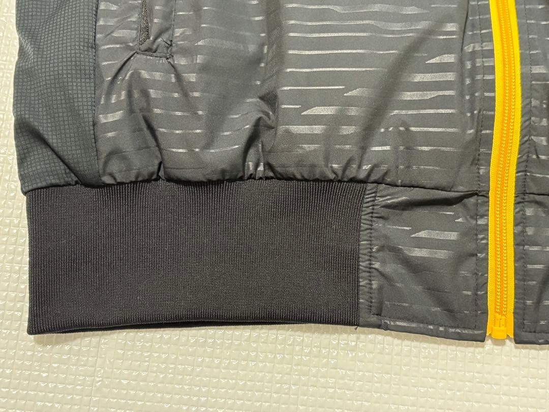 阪神タイガース　2019年グランドコート［薄手］サイズＯ(XL)ミズノ