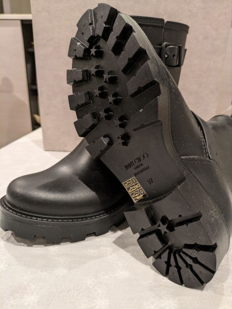 ❤ジミーチュウJIMMY CHOO厚底レインブーツ 黒 （24センチ）梅雨時重宝