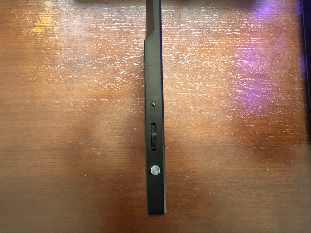 Eviciv モバイルモニター 14インチ WQHD ケース付き