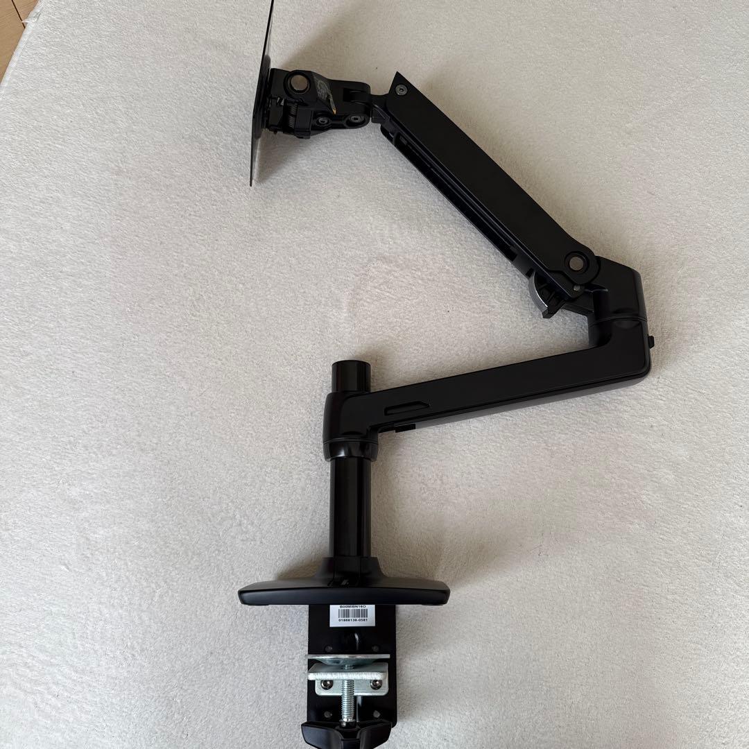 Amazon basics モニターアーム （エルゴトロン LX OEM製品）