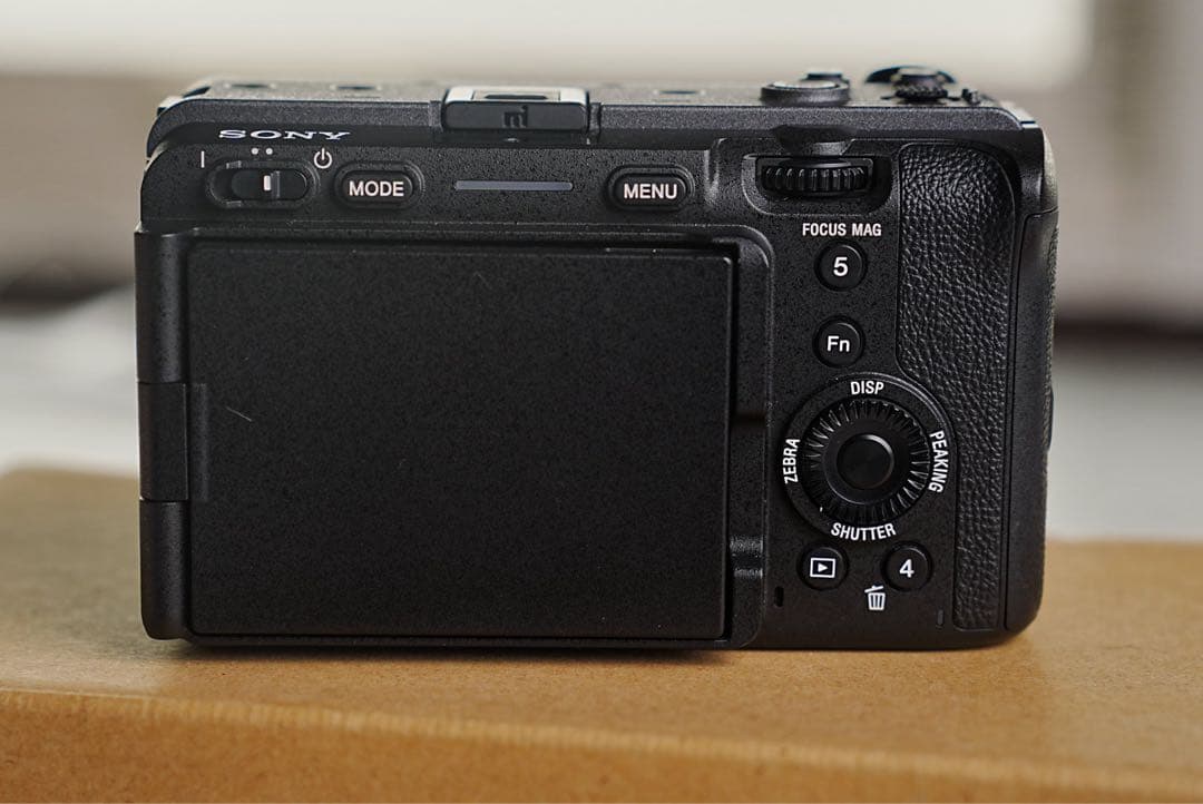 【美品】SONY FX30（ILME-FX30）ボディ／バッテリー付属ソニー
