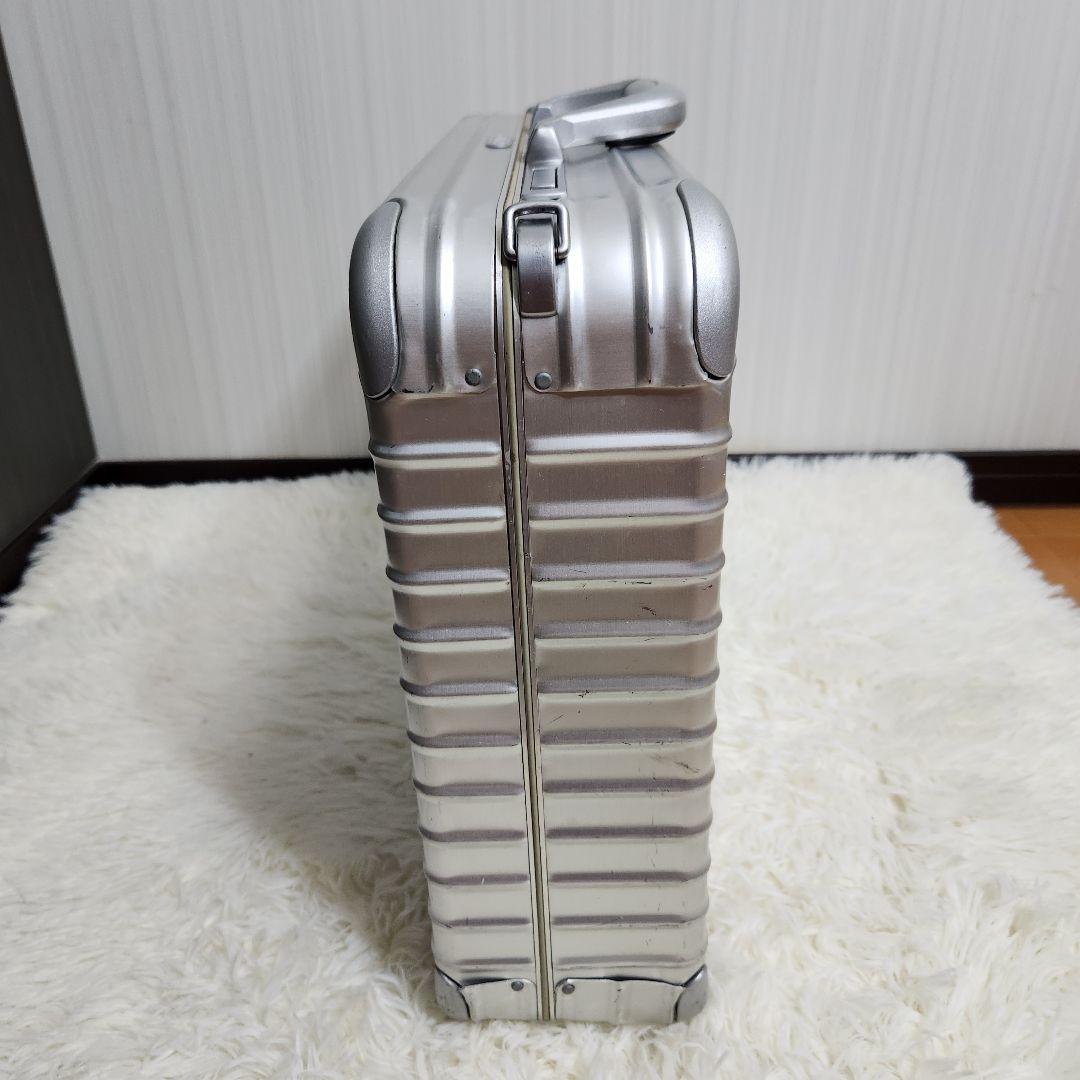 美品 RIMOWA アタッシュケース 17L アルミ シルバー 9001200