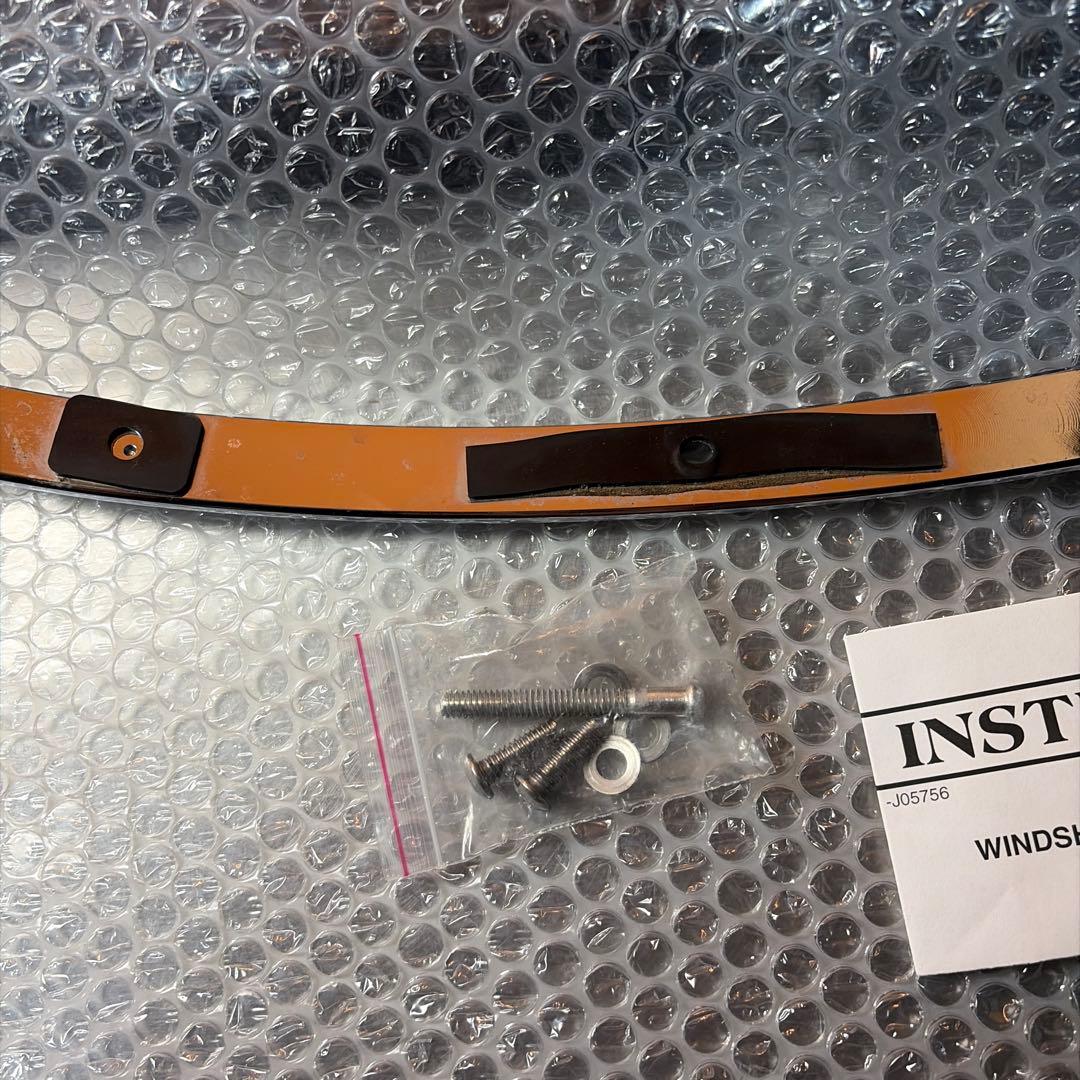 ハーレー純正 ウインドシールドトリム 14年以降 ツーリングモデル