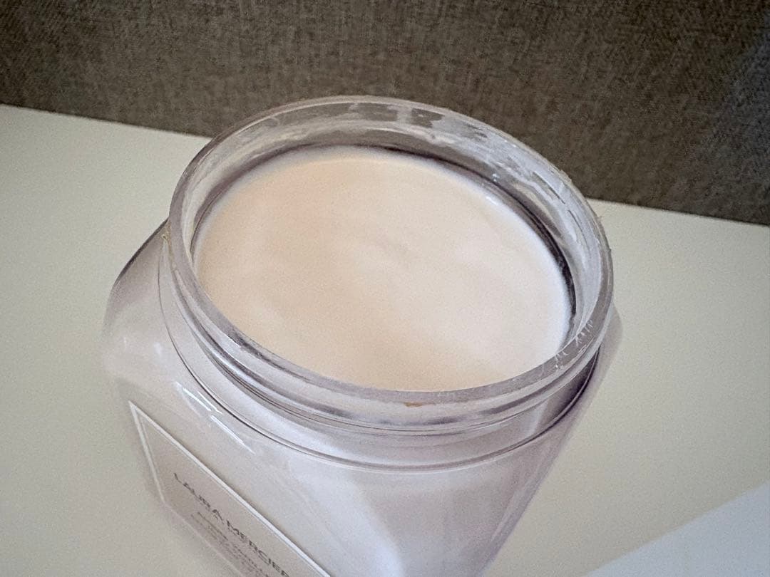 ローラ メルシエ ホイップトボディクリーム アンバーバニラ 340g