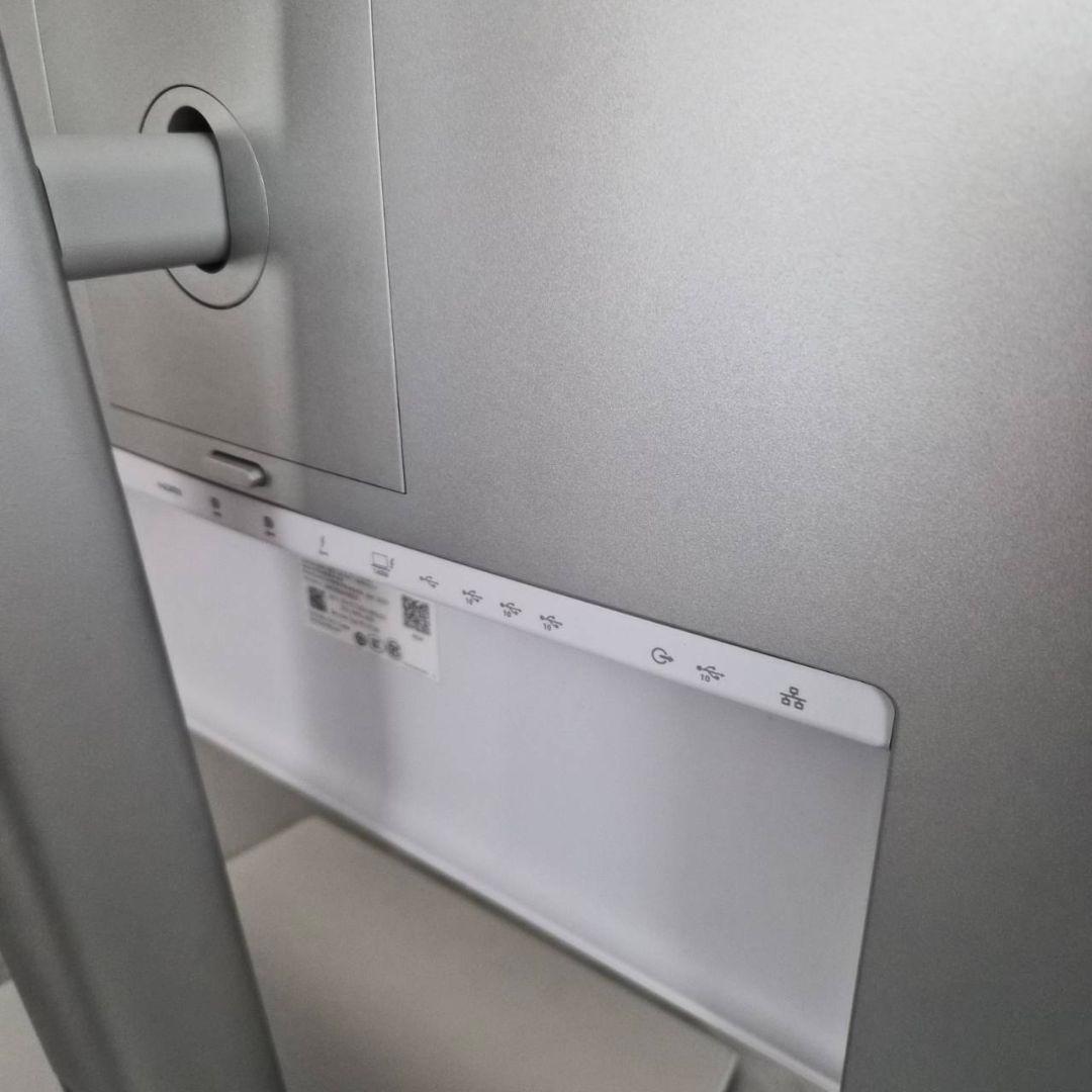 DELL 32インチ 4Kモニター U3225QE