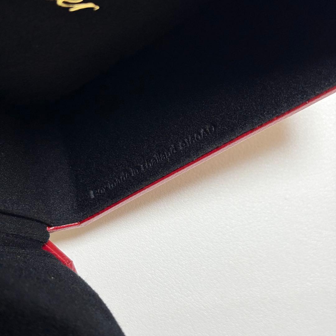 美品　カルティエ　ラブブレス　ブレスレットケース　空箱　現行品　リボン付き