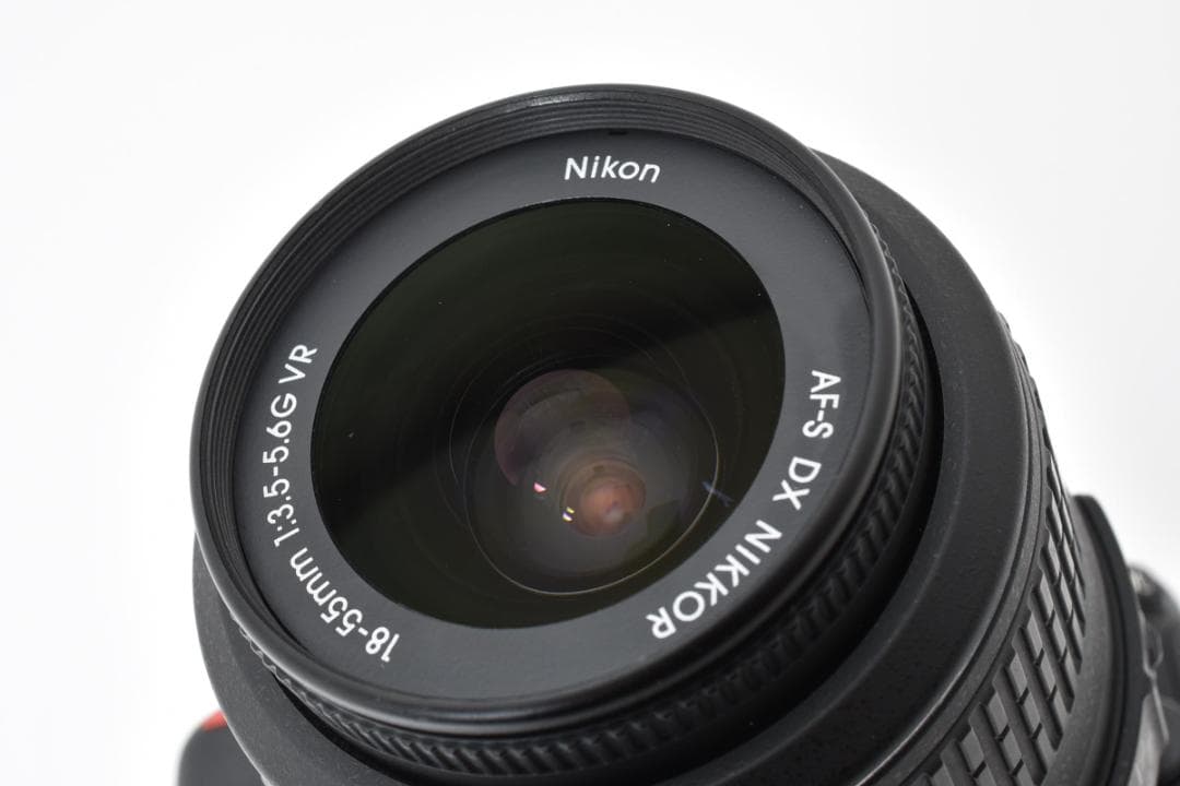 Nikon ニコン D5600 18-55VRレンズキット