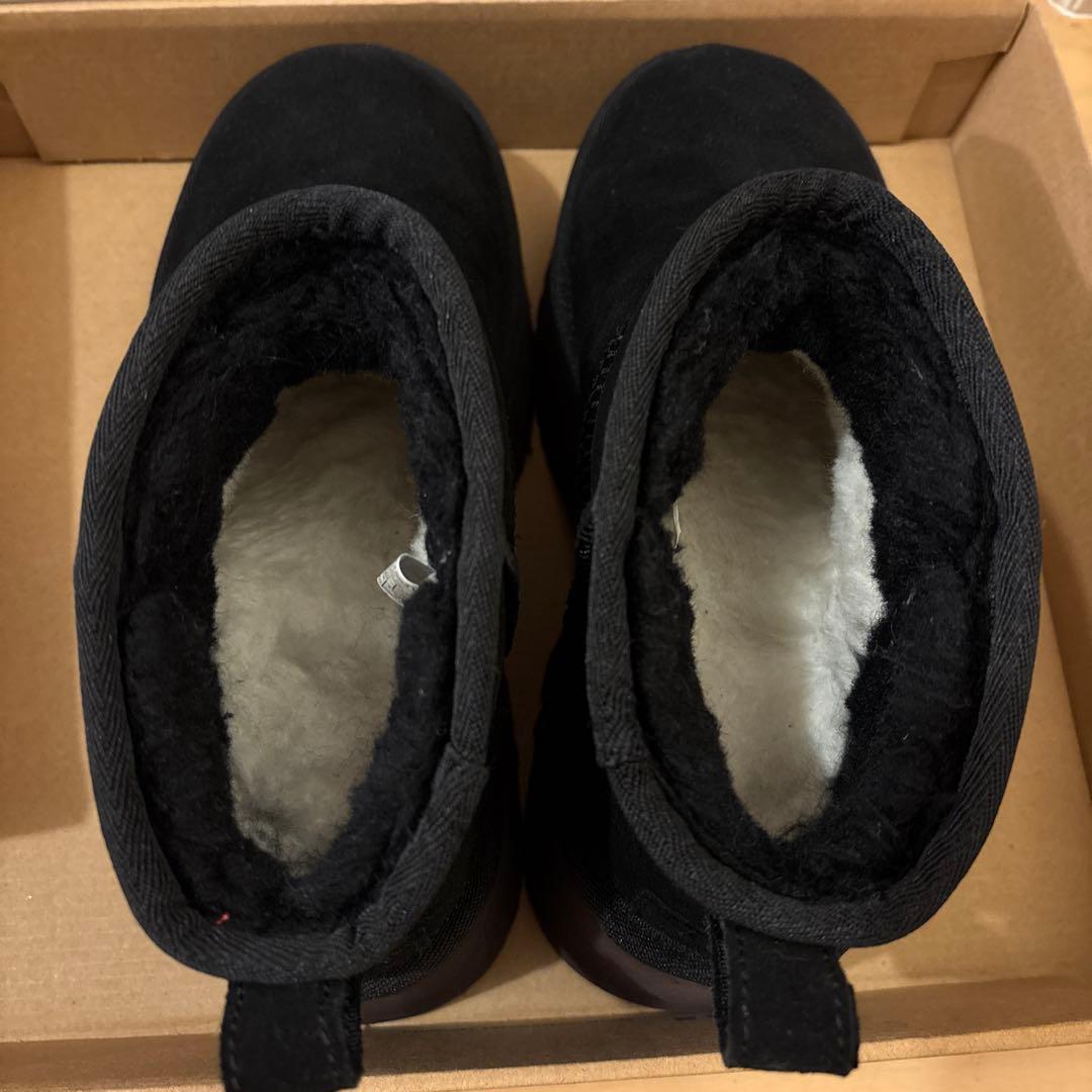 1回着用　UGG クラシック　ウルトラミニ　ブラック