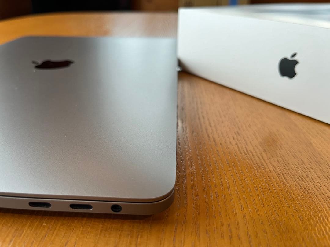 【美品・バッテリー交換済・16GB】MacBook Pro 13インチ USキー