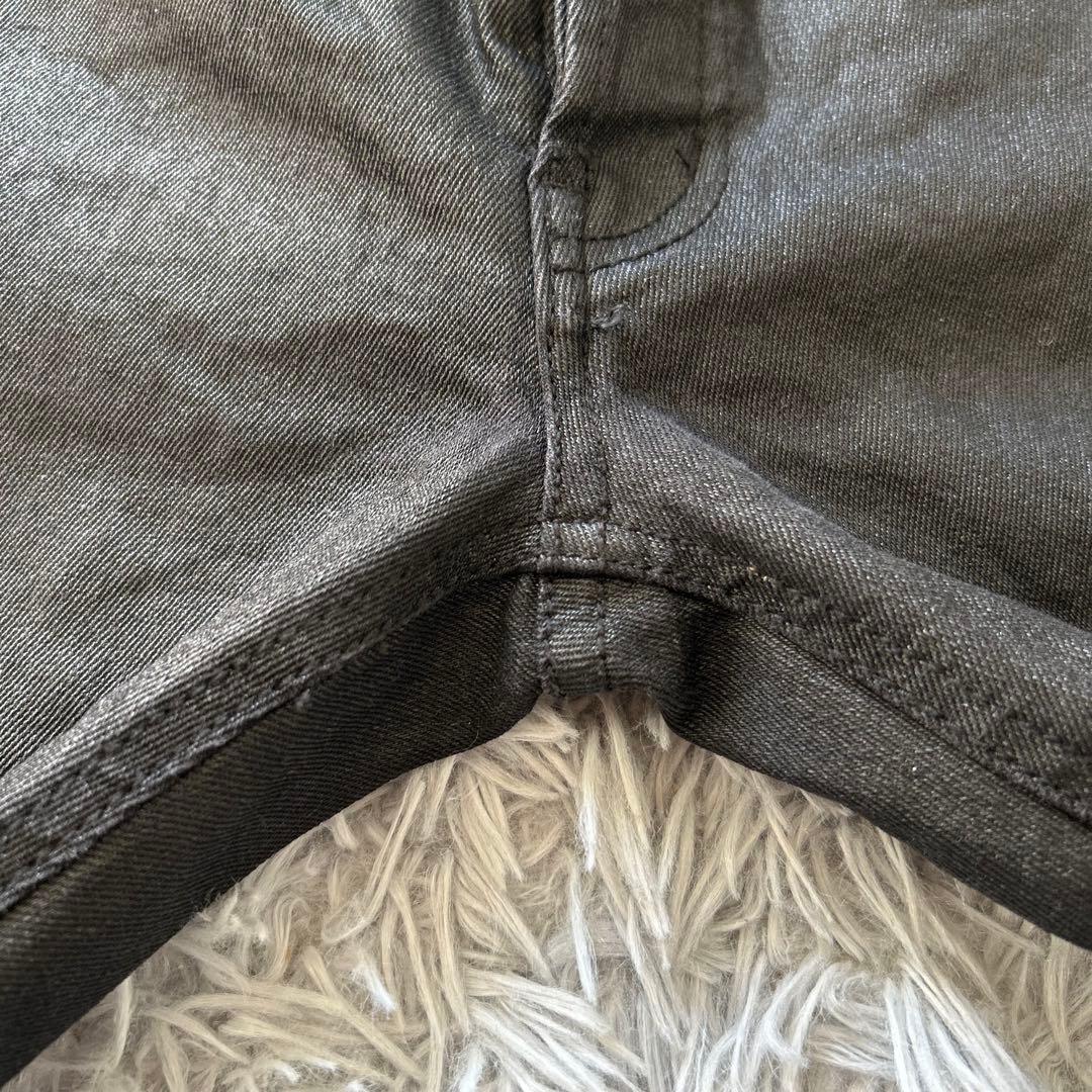 ミニマル mnml ブラック コーティング スキニーデニム 裾 ジッパー ボタン