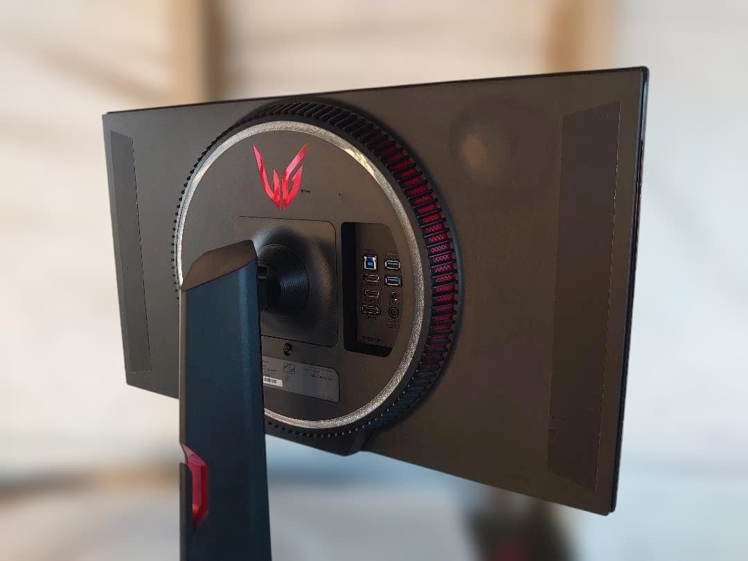 LG UltraGear 27GP95R-B 4K@144Hz ライン抜けあり