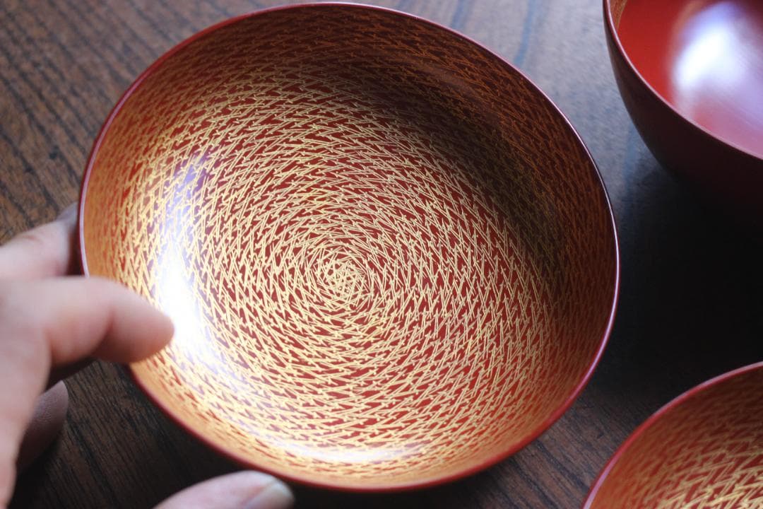 時代逸品！上質朱漆に極上松葉蒔絵の映えるお椀2点（検輪島塗雑煮椀煮物椀