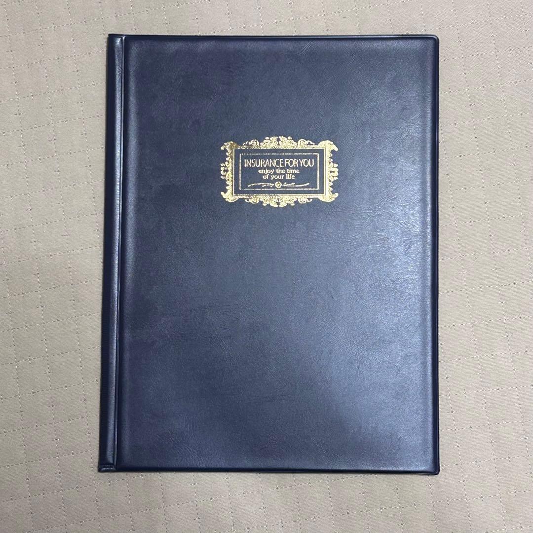 ⭐︎ A4証券ファイル 縦型 A4サイズ中袋 名刺ポケット付 ネイビー 18冊