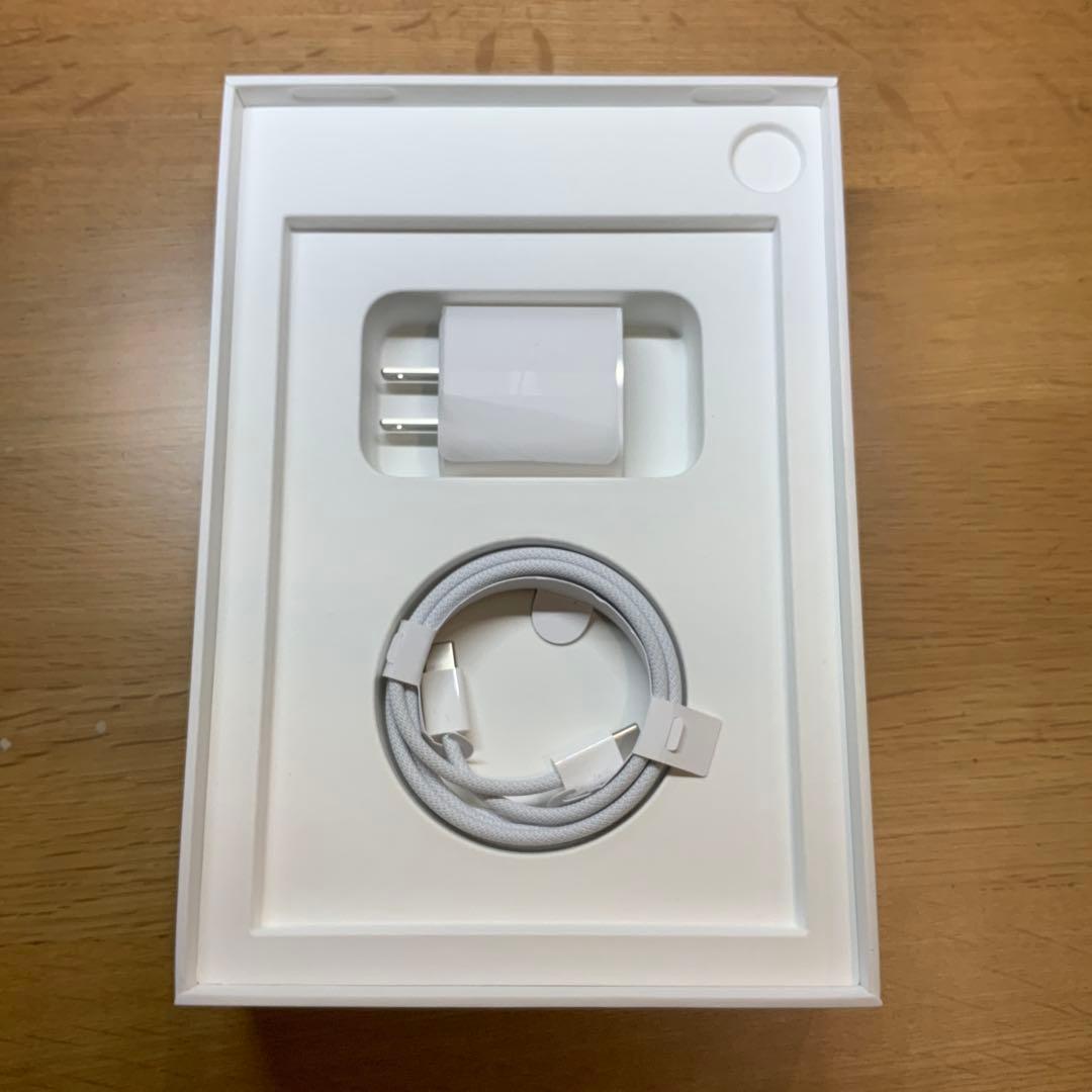 iPad mini (第6世代) 256GB 純正ケース、充電器、ケーブル付き