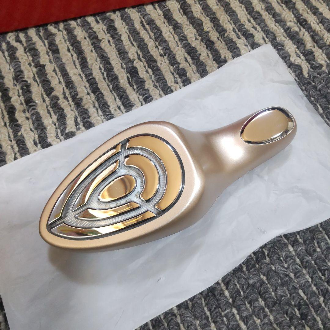 MEラボンエクラ 美顔器　IKKOプロデュース