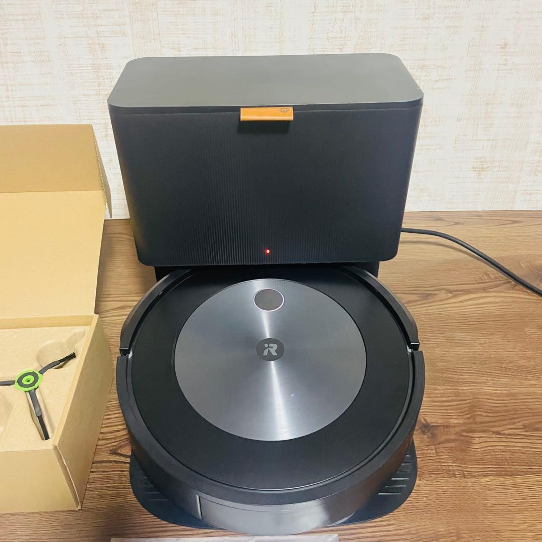 iRobot Roomba j7+ 自動ゴミ収集機能付き