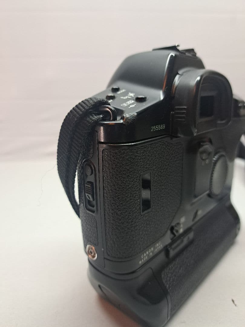 わんわんさん専用　Canon EOS-1N RS 一眼レフフィルムカメラ