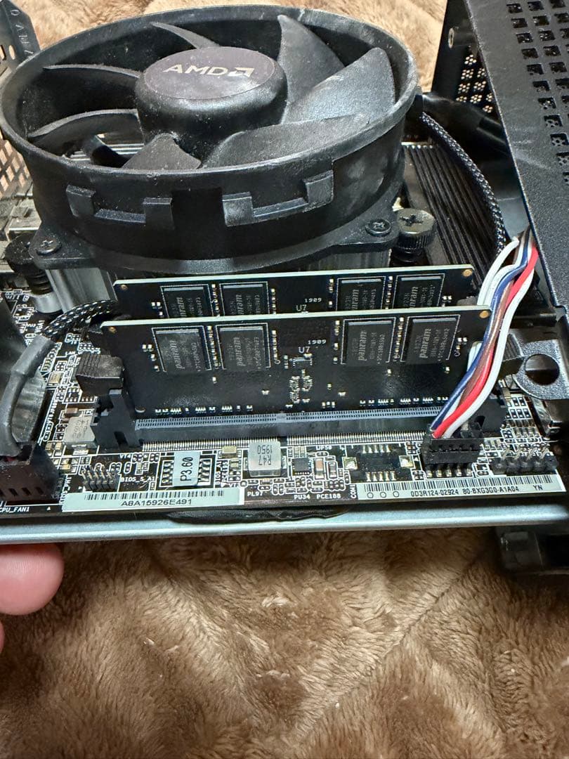 ミニPC DeskMini A300 Ryzen 5 2400G