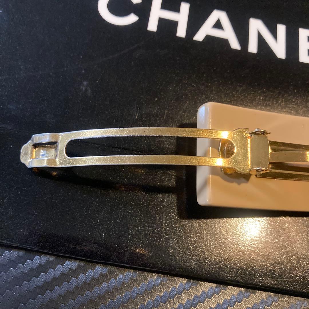 CHANELココマーク　ヘアバレッタ ヘアアクセサリー★フランス製、ドット