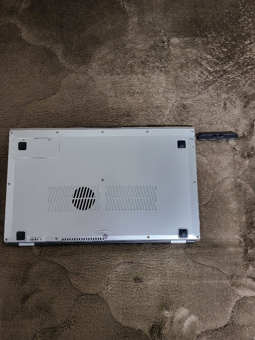 Celeron N5105 15.6+7インチタッチスクリーンのダブル液晶ノート