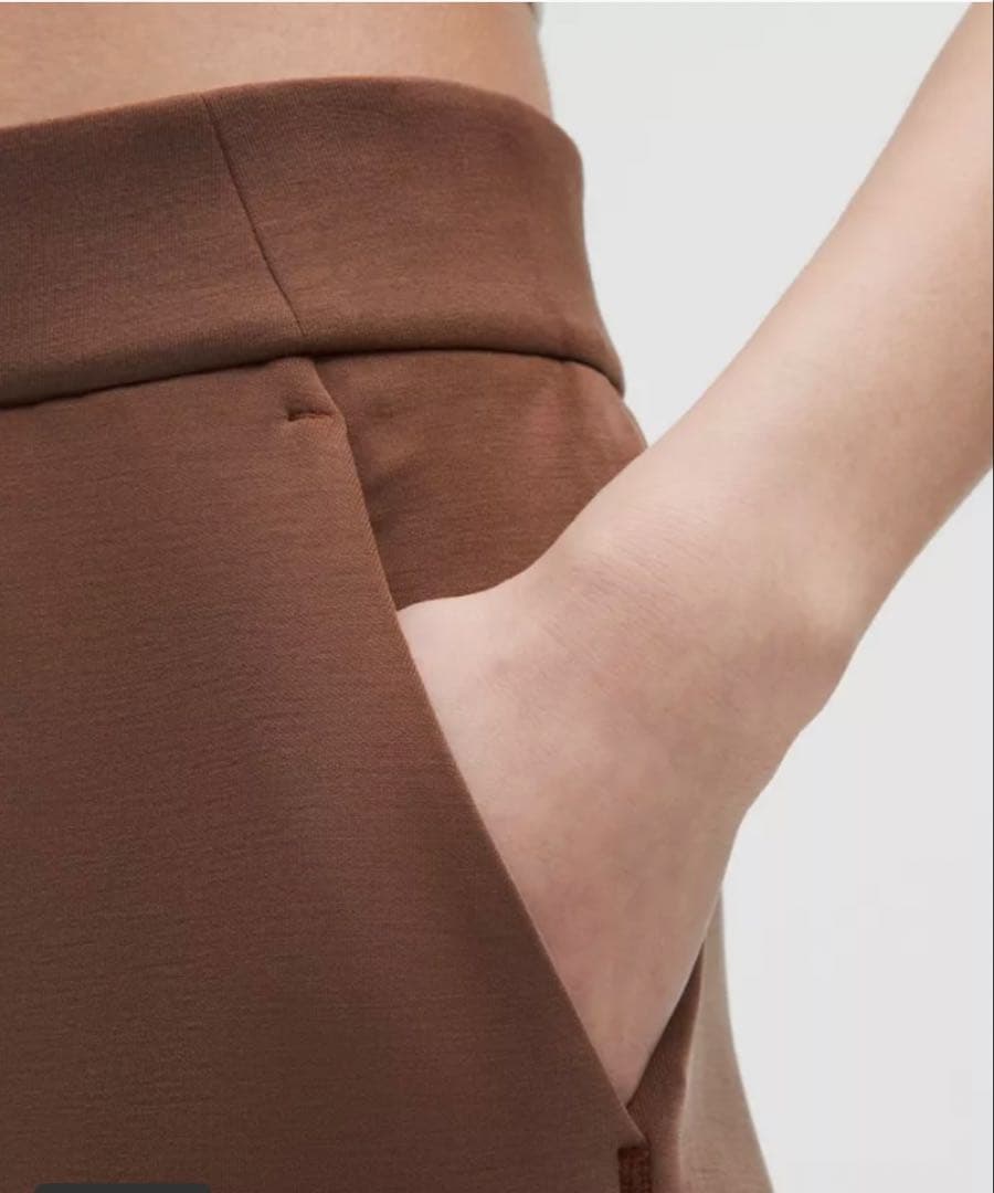 新品 ルルレモンSoftstreme ハイライズ ストレートレッグパンツ XS